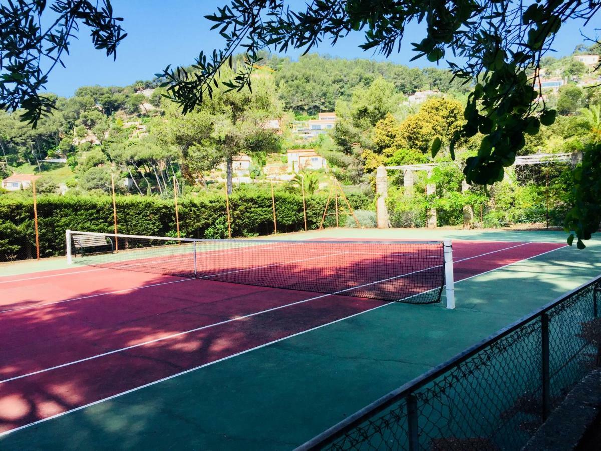 Studio 4 Personnes Avec Piscine, Tennis Lejlighed Hyères Eksteriør billede